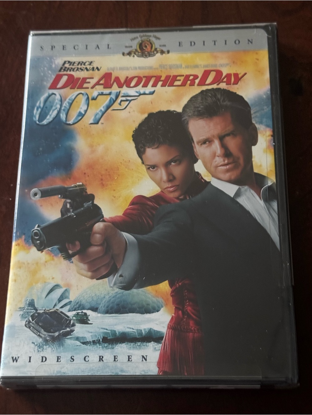 Die Another Day (007) - Special Edition